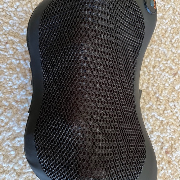 Shiatsu Kneading Massage Pillow - Picture 9 of 12